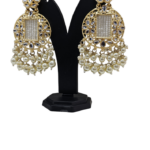 Luxurious Gold Crystal Imitation Earrings (Kundan/Pearl)
