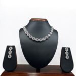 Silver A.D Necklace Set