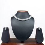 Silver A.D Necklace Set