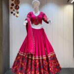 Pink Navratri Lahenga
