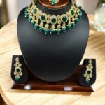Bottle Green Necklace Set